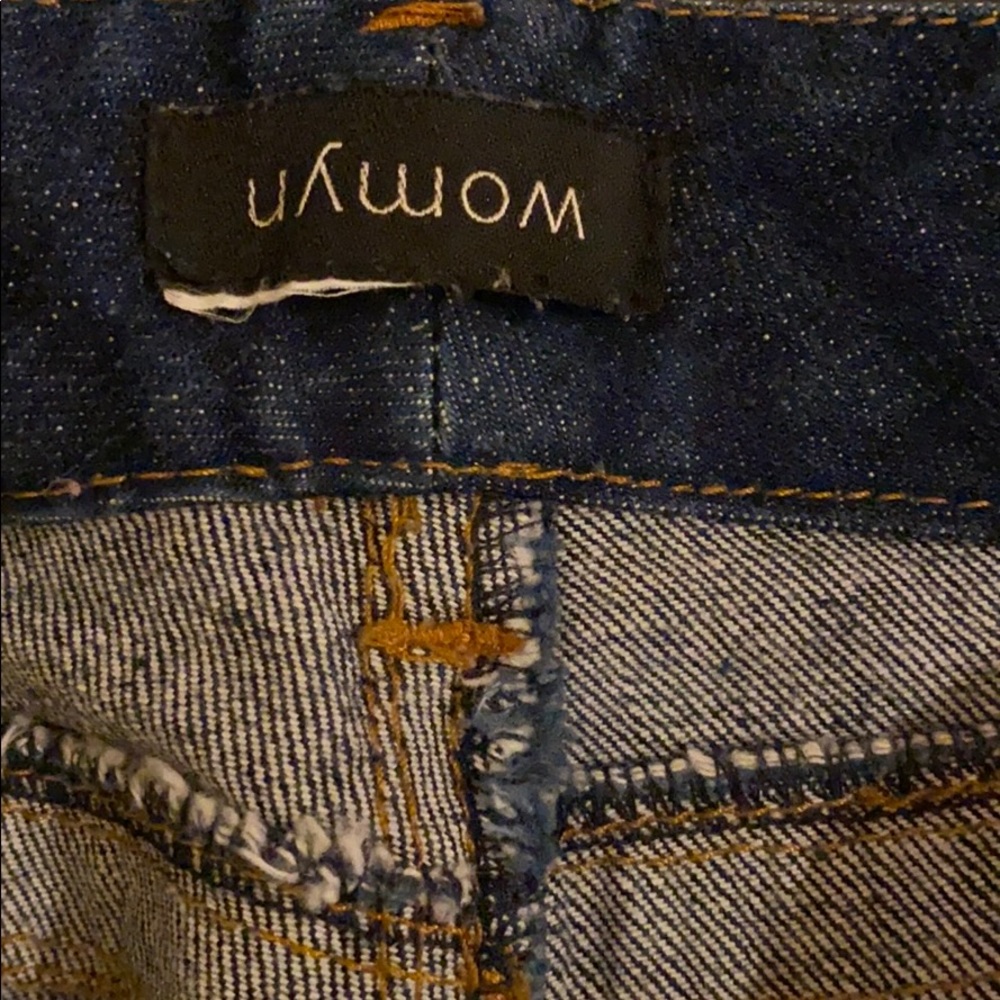 Womyn Ripped Jeans - Picture 9 of 9